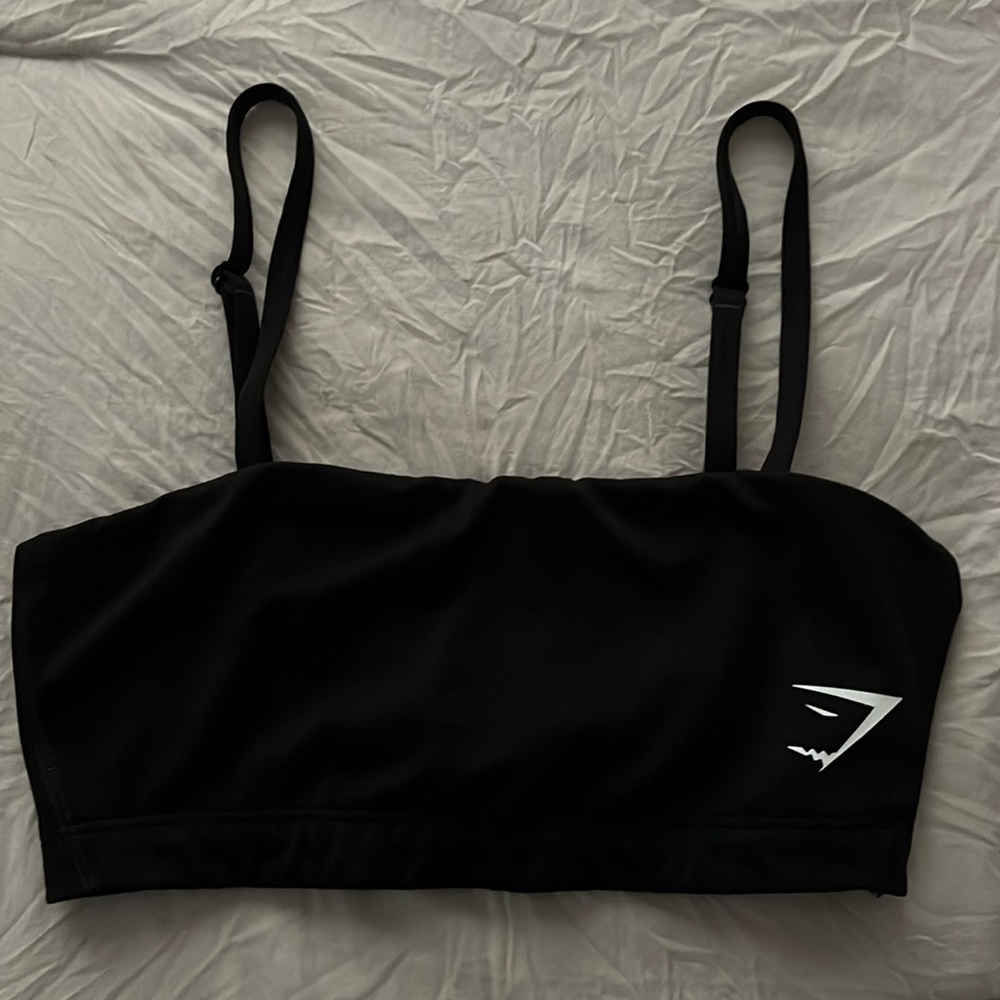 Gymshark sports bra- Size S- Black